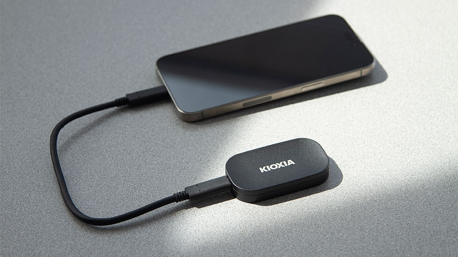 EXCERIA PLUS G2 Portable SSD 제품 이미지